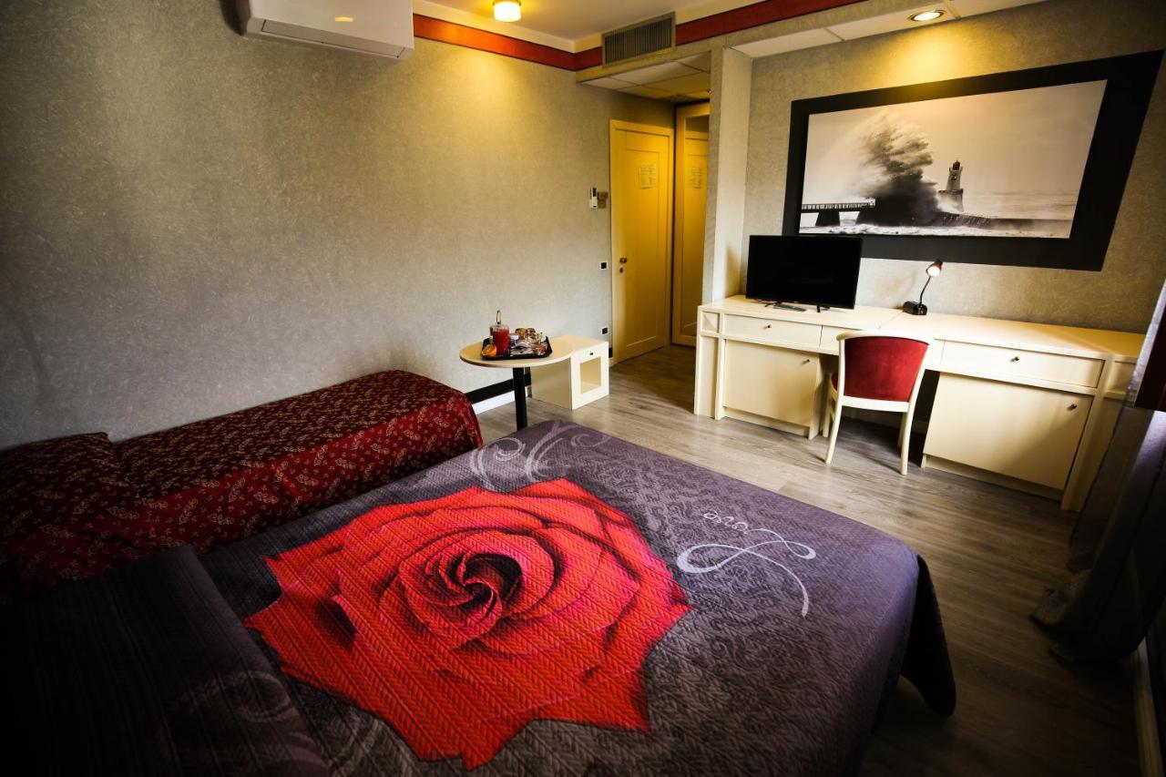 קאמפלו סול קליטונו Hotel Benedetti מראה חיצוני תמונה