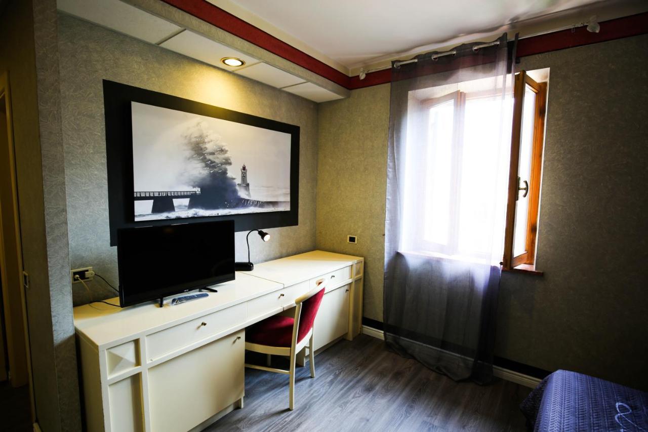 קאמפלו סול קליטונו Hotel Benedetti מראה חיצוני תמונה