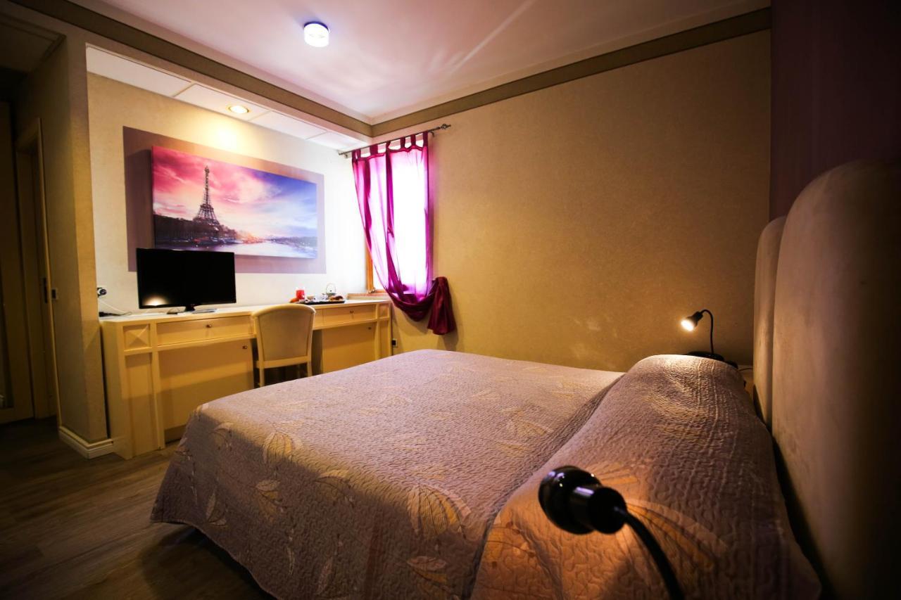 קאמפלו סול קליטונו Hotel Benedetti מראה חיצוני תמונה