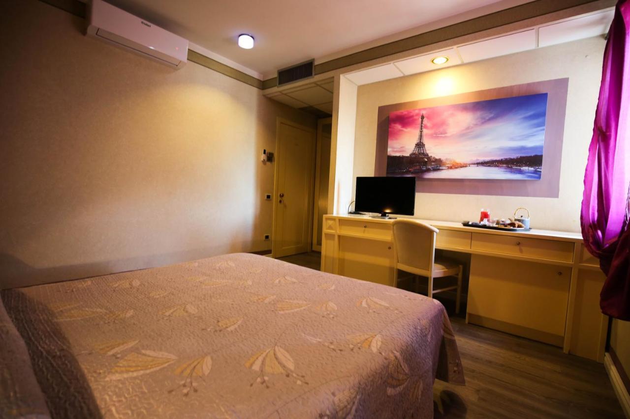 קאמפלו סול קליטונו Hotel Benedetti מראה חיצוני תמונה