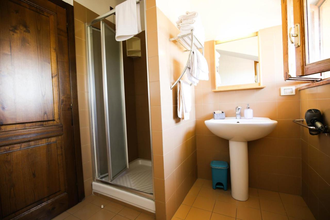 קאמפלו סול קליטונו Hotel Benedetti מראה חיצוני תמונה
